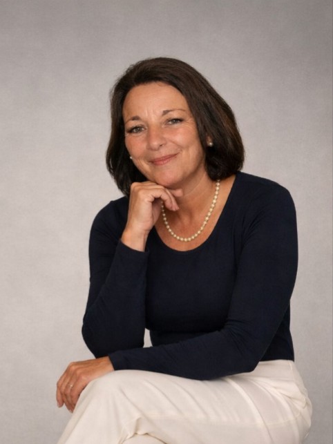 Sharon Smith – Sales Director, Haggis Waggon Tours